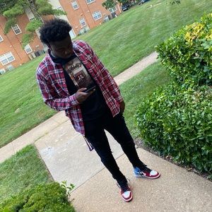 Meet your Posher, Olasunkanmi